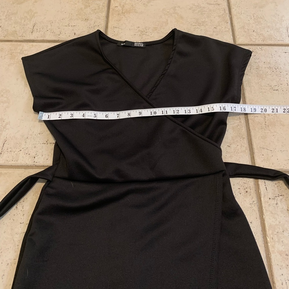 Rebel Sugar Black Faux Wrap Mini Dress V-Neck Tie Waist M/M LBD - Picture 6 of 6